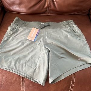 Patagonia Nine Trails 6 inch Shorts
